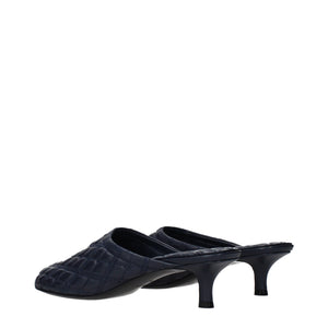 Blaue Leder-Hausschuhe