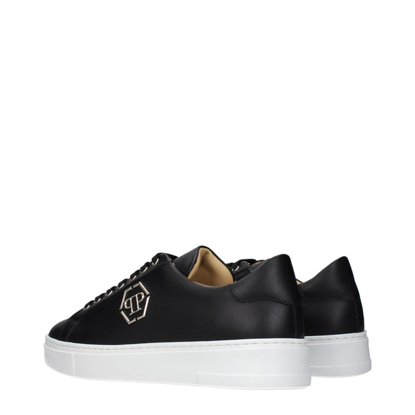 Schwarze Leder-Sneaker