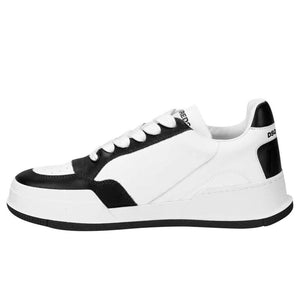 Schwarzer Sneaker aus Kalbsleder