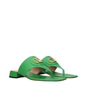 Grüne Ledersandalen