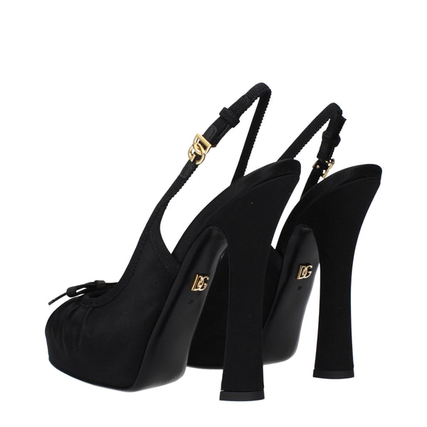 Schwarze Satin-Pumps