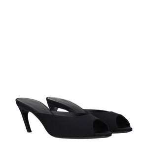 Schwarze Stoff-Sandalen
