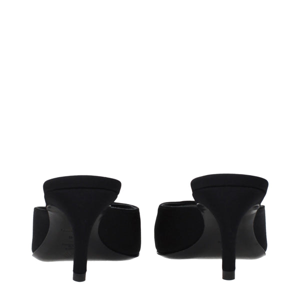 Schwarze Stoff-Sandalen