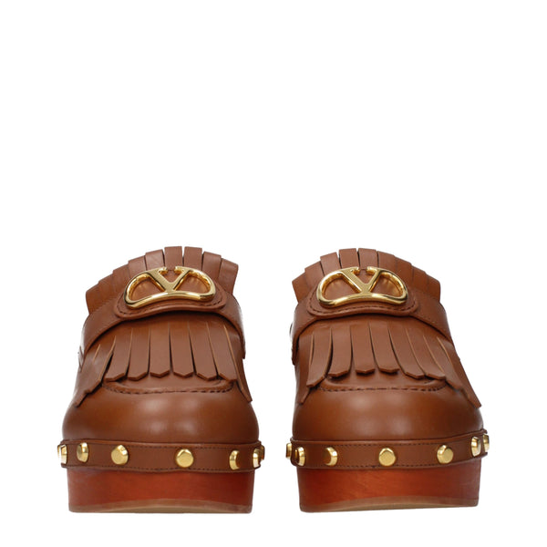 Braune Leder-Hausschuhe